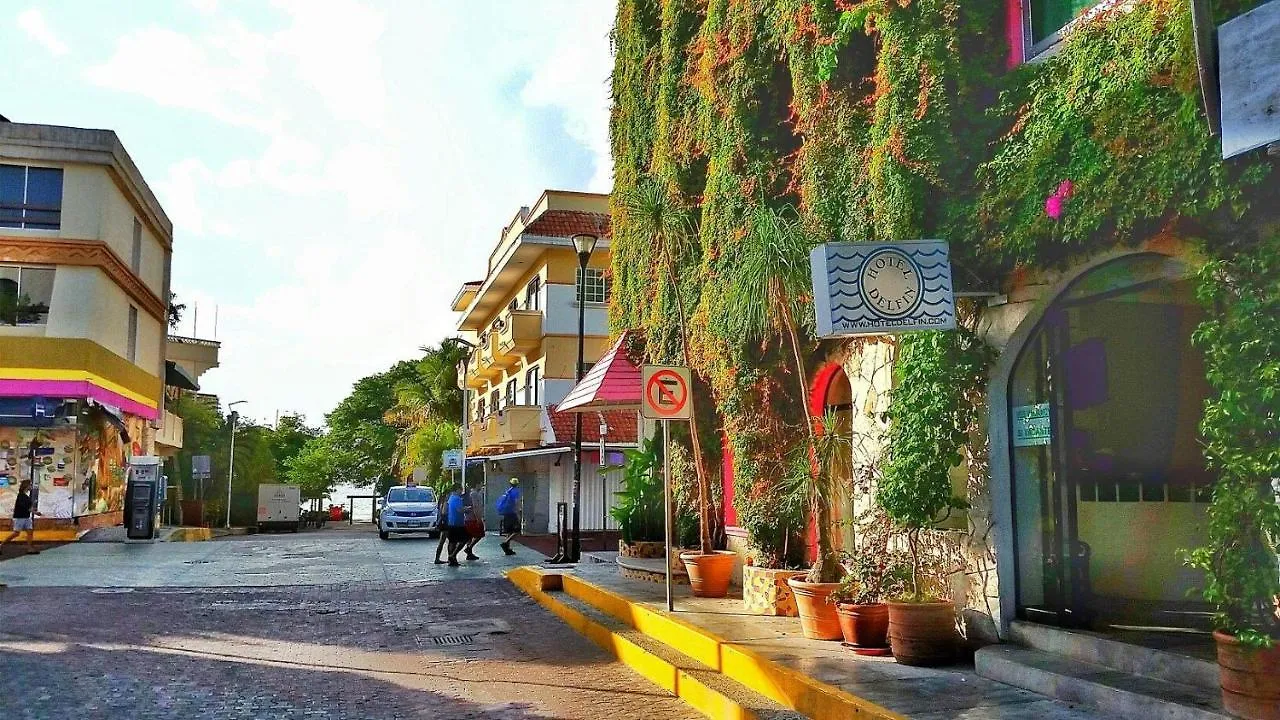 **  Hotel Delfin Playa del Carmen Mexico